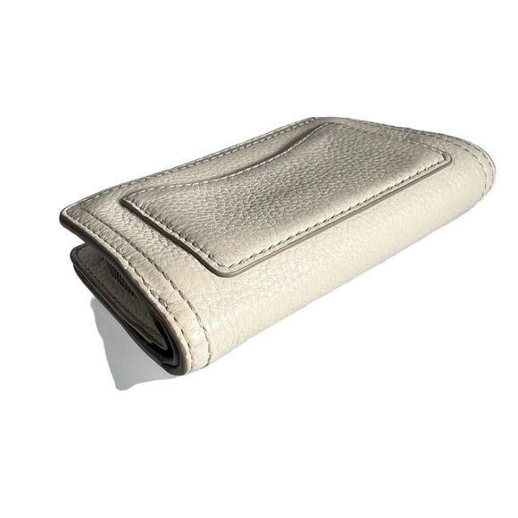 Marc Jacobs Cream Softshot Logo Top Zip Multi Wallet - Picture 7 of 13
